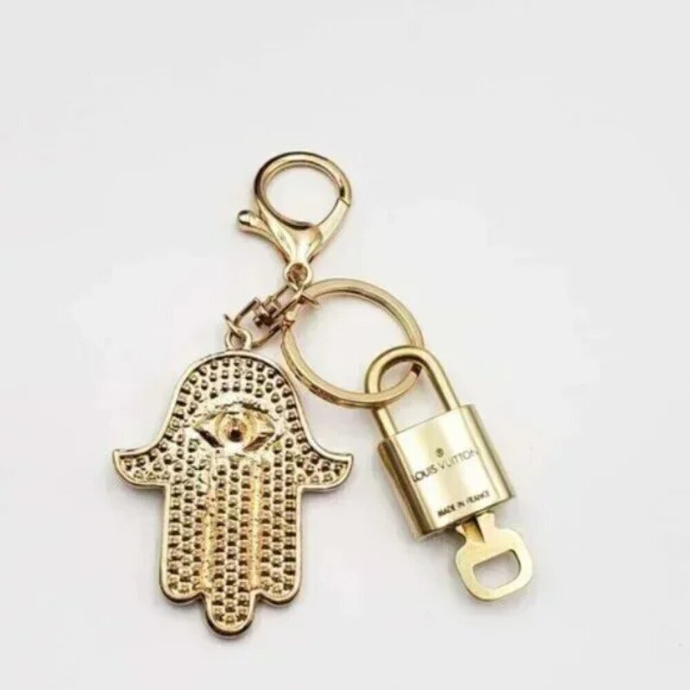 LV Gold Padlock & Key 🔒 Authentic Louis Vuitton Bag Unbranded Evil Eye Charm - Picture 5 of 6